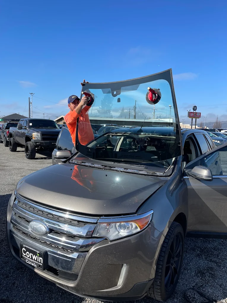 Windshield installation on Ford Edge requiring ADAS calibration